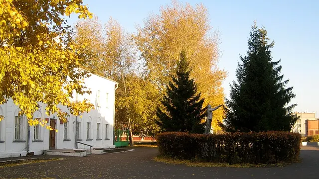 Омск — Любинский